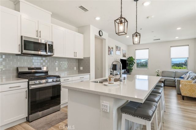 3560 E Peckham Paseo 1, Ontario, CA 91761