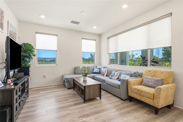 3560 E Peckham Paseo 1, Ontario, CA 91761