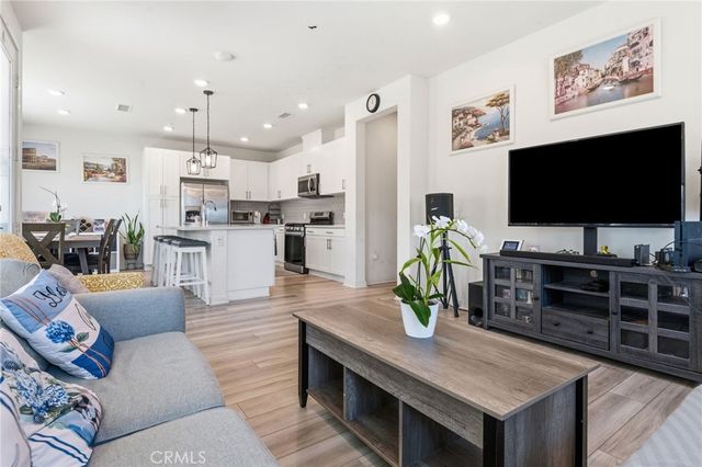 3560 E Peckham Paseo 1, Ontario, CA 91761