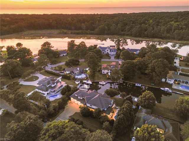 2336 Spindrift RD, Virginia Beach, VA 23451