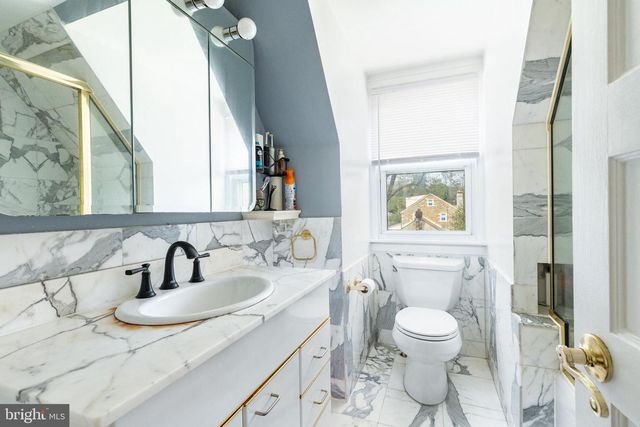 1058 HUNTINGDON PIKE, Huntingdon Valley, PA 19006