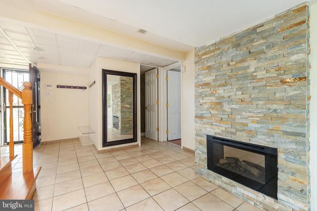 1058 HUNTINGDON PIKE, Huntingdon Valley, PA 19006