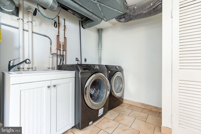 1058 HUNTINGDON PIKE, Huntingdon Valley, PA 19006