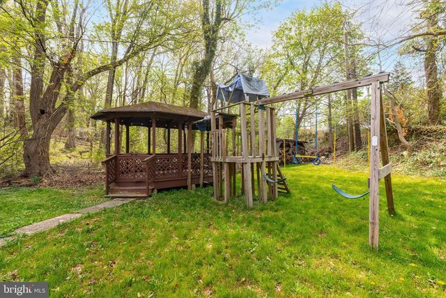 1058 HUNTINGDON PIKE, Huntingdon Valley, PA 19006