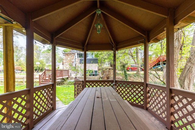 1058 HUNTINGDON PIKE, Huntingdon Valley, PA 19006