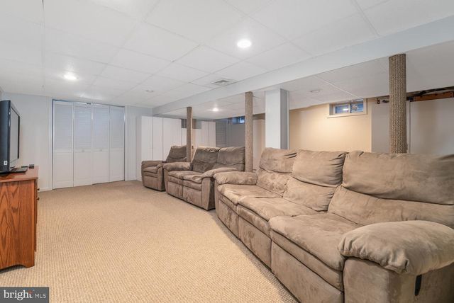 202 DAVAL RD, Hillsborough, NJ 08844