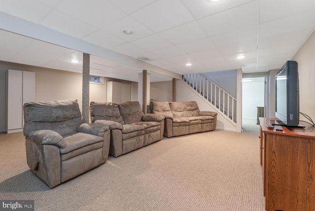 202 DAVAL RD, Hillsborough, NJ 08844