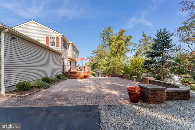 202 DAVAL RD, Hillsborough, NJ 08844