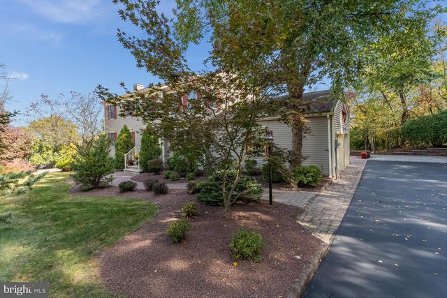 202 DAVAL RD, Hillsborough, NJ 08844