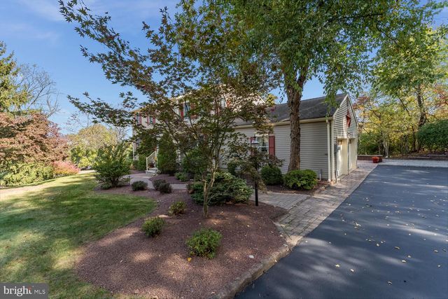 202 DAVAL RD, Hillsborough, NJ 08844