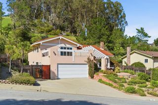 1581 Ascension Drive, San Mateo, CA 94402