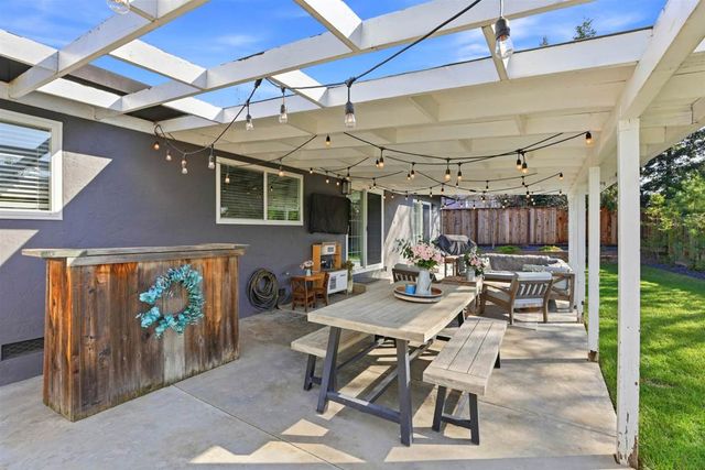 563 563 Cinnabar Drive, Livermore, CA 94550