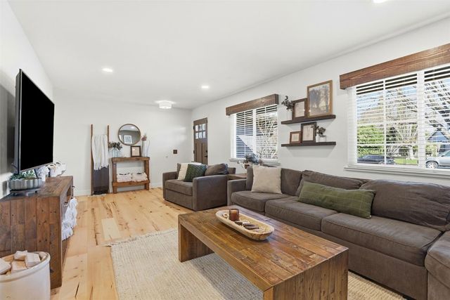 563 563 Cinnabar Drive, Livermore, CA 94550