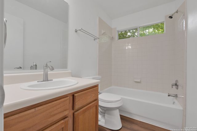 6706 Dragon Fire, San Antonio, TX 78242