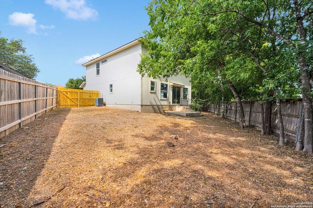 6706 Dragon Fire, San Antonio, TX 78242