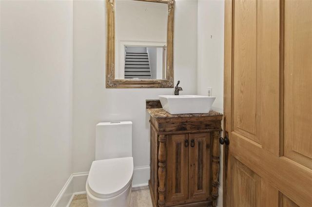 4329 Edgewater Drive, Lake Charles, LA 70605