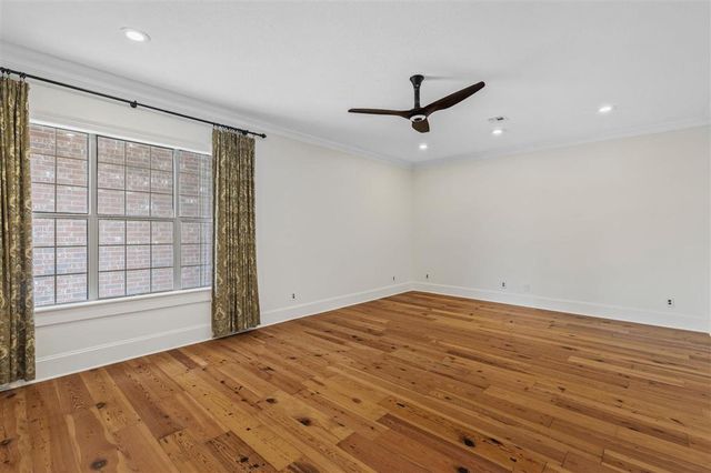 4329 Edgewater Drive, Lake Charles, LA 70605