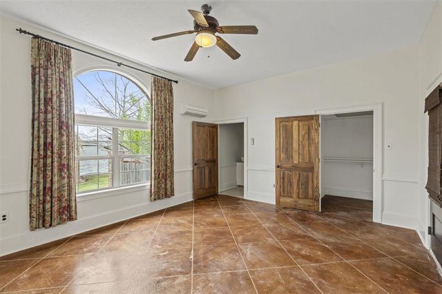 4329 Edgewater Drive, Lake Charles, LA 70605