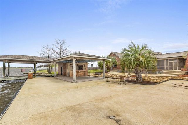 4329 Edgewater Drive, Lake Charles, LA 70605