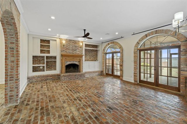 4329 Edgewater Drive, Lake Charles, LA 70605