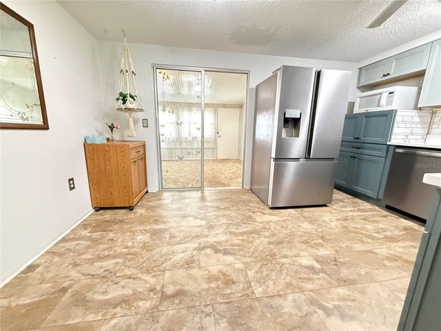 39423 9TH AVENUE, Zephyrhills, FL 33542