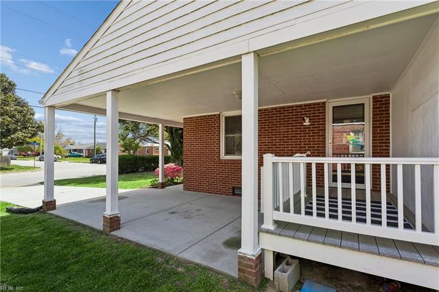 21 Harwood AVE, Hampton, VA 23664