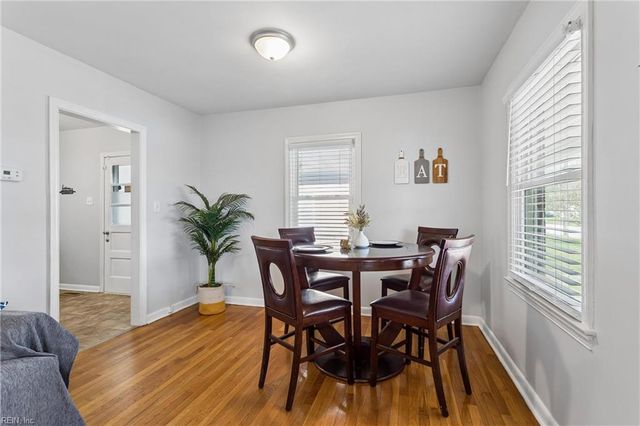 21 Harwood AVE, Hampton, VA 23664