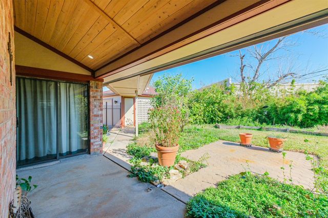 2507 Hillside Court, Sugar Land, TX 77479