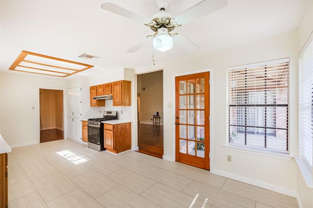 2507 Hillside Court, Sugar Land, TX 77479