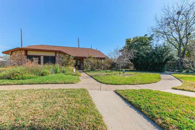 2507 Hillside Court, Sugar Land, TX 77479