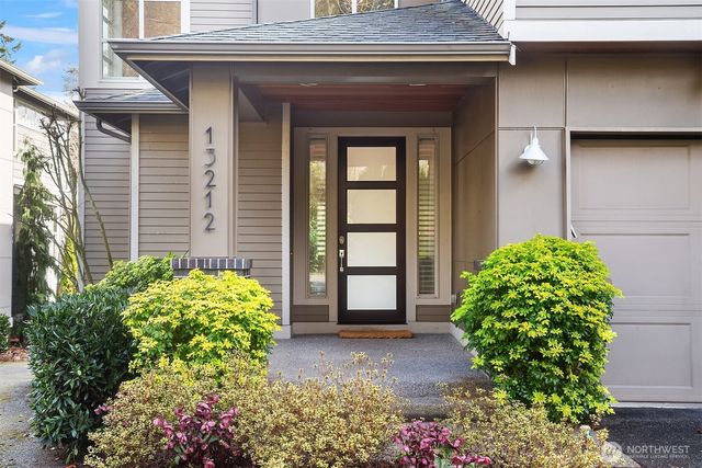 13212 42nd Avenue NE, Seattle, WA 98125
