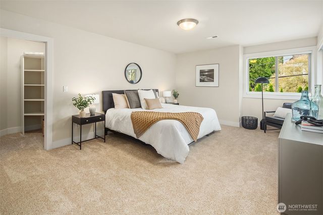 13212 42nd Avenue NE, Seattle, WA 98125