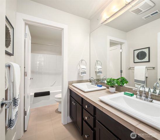 13212 42nd Avenue NE, Seattle, WA 98125