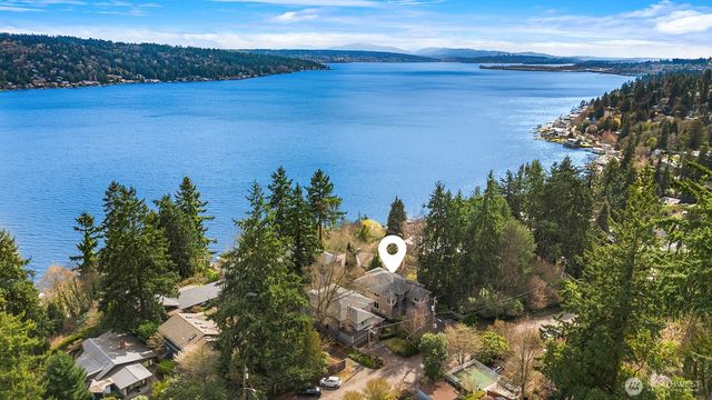 13212 42nd Avenue NE, Seattle, WA 98125