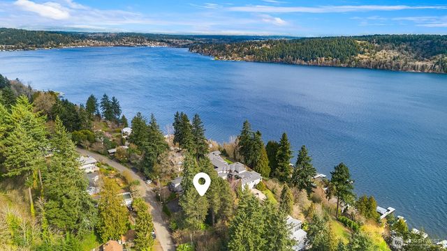 13212 42nd Avenue NE, Seattle, WA 98125