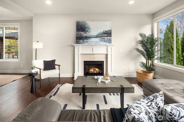 13212 42nd Avenue NE, Seattle, WA 98125