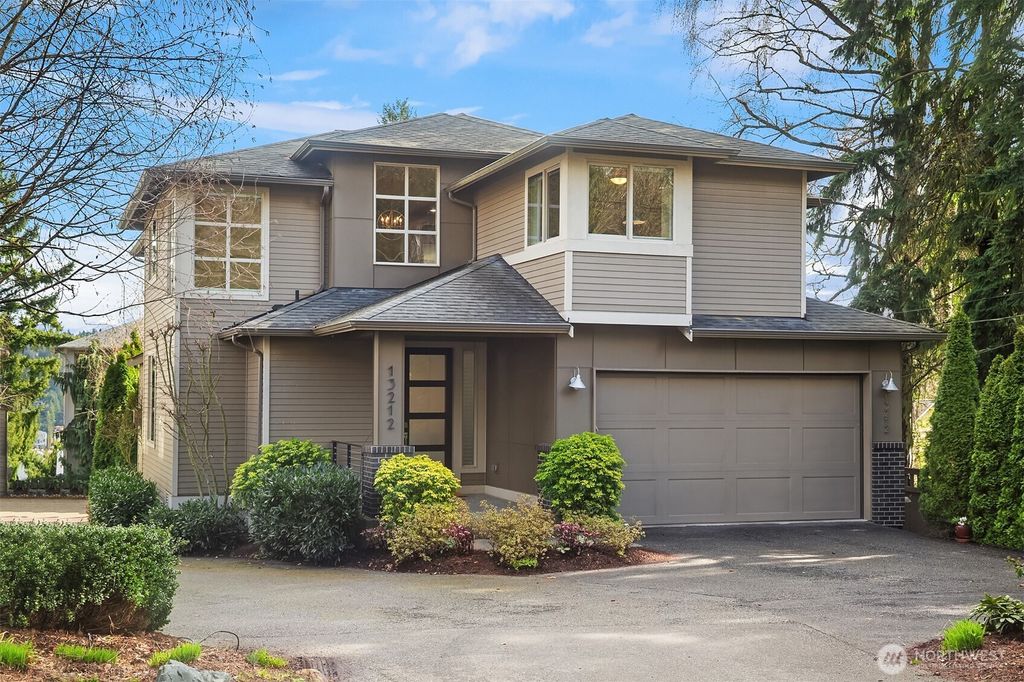 13212 42nd Avenue NE, Seattle, WA 98125