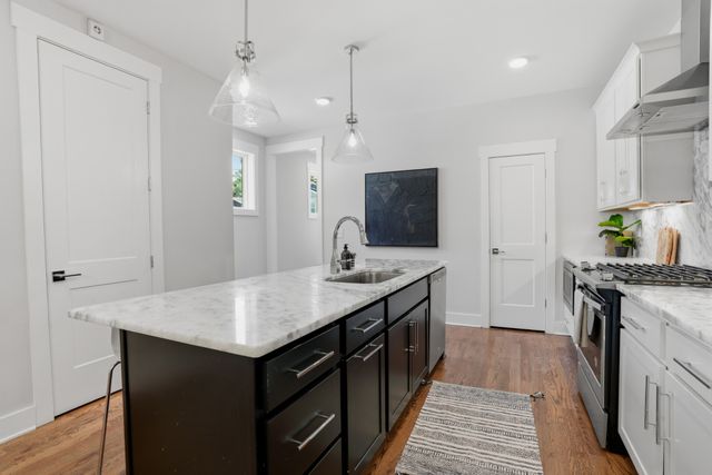 1911B 15th Ave, N, Nashville, TN 37208