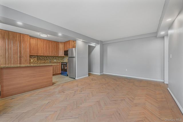 160 72nd Street 758, Brooklyn, NY 11209
