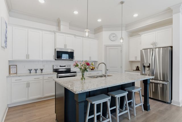 3030 Wiltshire Park Pl, Hermitage, TN 37076