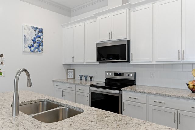 3030 Wiltshire Park Pl, Hermitage, TN 37076