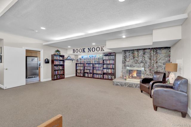 131 Village Circle West, Manorville, NY 11949