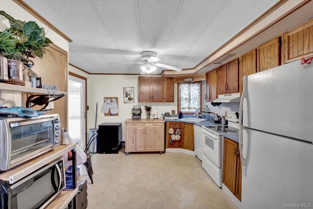 131 Village Circle West, Manorville, NY 11949