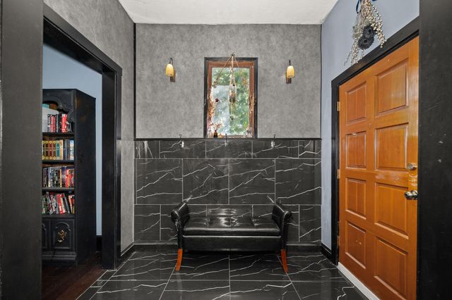 1104 W Maxwell Ave, Spokane, WA 99201