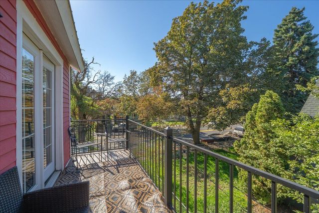 1104 W Maxwell Ave, Spokane, WA 99201