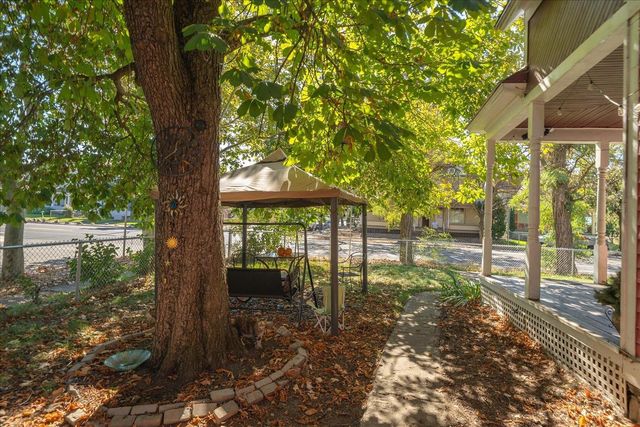 1104 W Maxwell Ave, Spokane, WA 99201