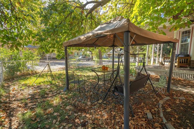 1104 W Maxwell Ave, Spokane, WA 99201