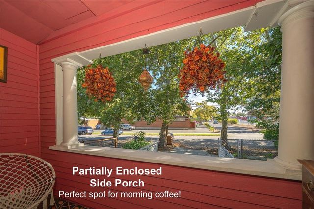 1104 W Maxwell Ave, Spokane, WA 99201