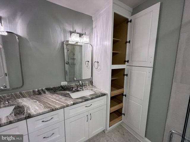 190 DORCHESTER DR, Southampton, NJ 08088