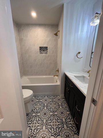 190 DORCHESTER DR, Southampton, NJ 08088